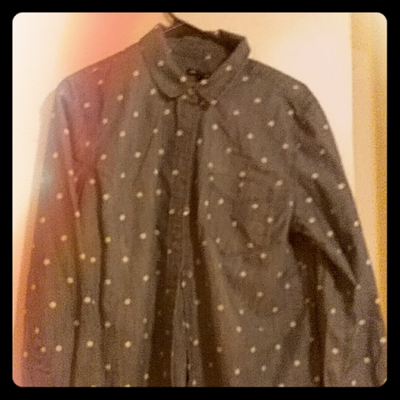 Shrit - Picture 1 of 1